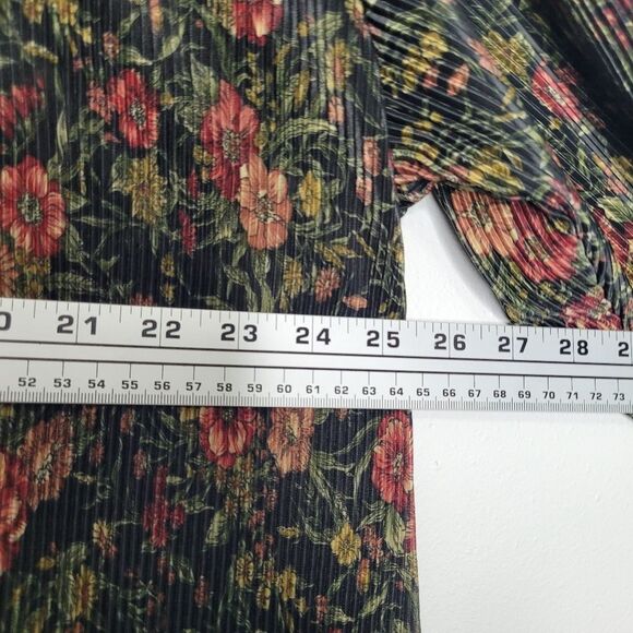 Vintage dark moody floral accordion pleated pullover whimsigoth top 90s - Picture 5 of 6